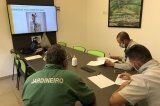 Participantes elaborando Análise Preliminar de Riscos – APR da atividade de troca de uma lâmpada.